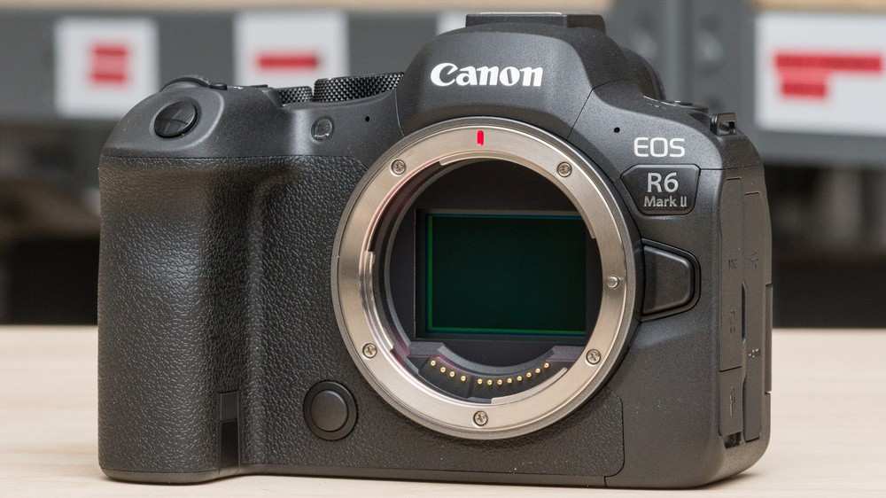 Canon EOS R6 Mark II